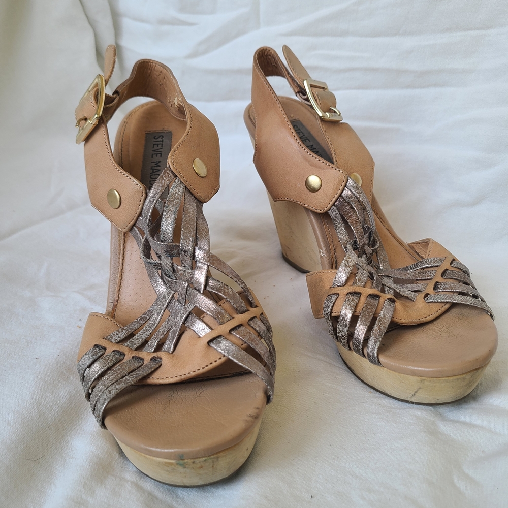 Steve Madden Beige and Metallic Wedge Sandals